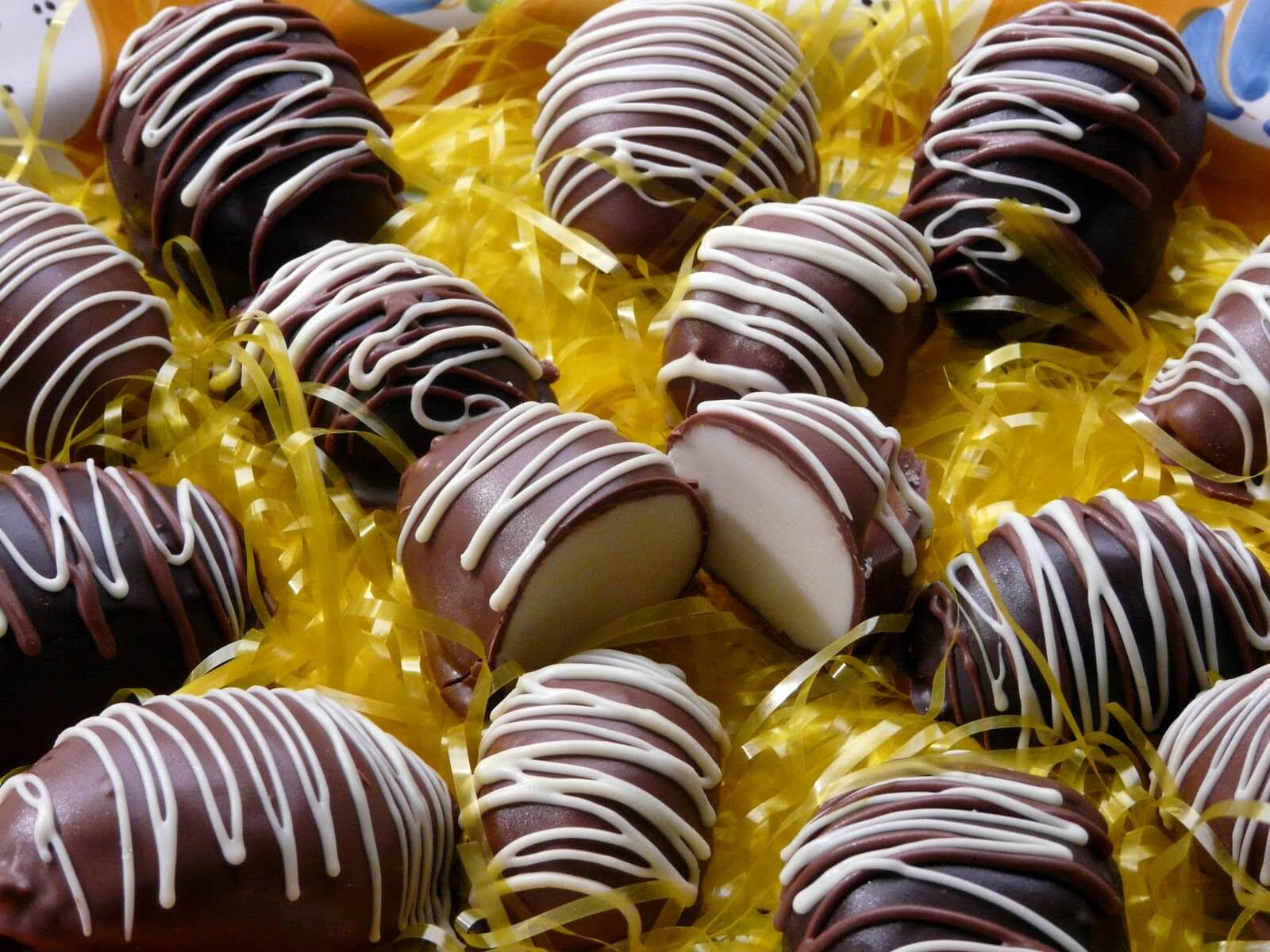National Cream Filled Chocolate Day 2018 - February 14