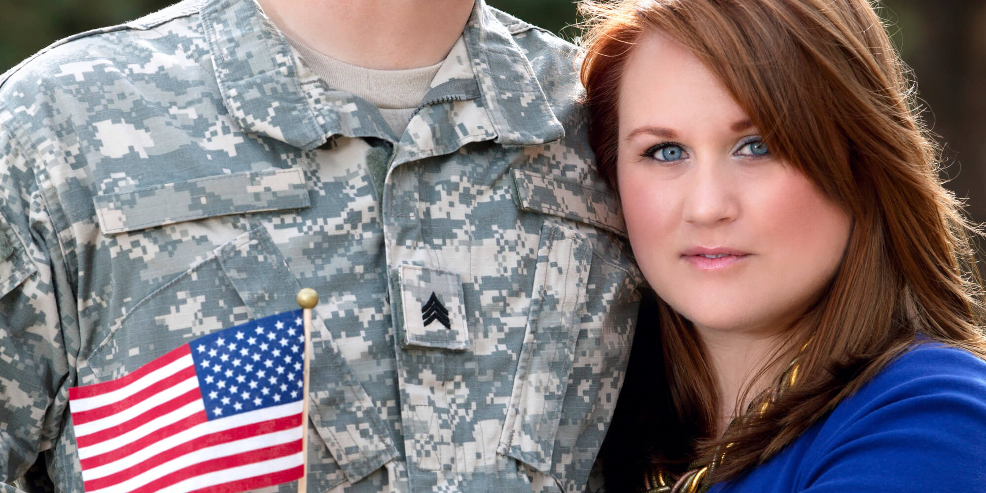 Жена военного 1. Жена военного. Жены военных фото. Жена военного картинки. Флаг жена военного.